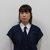 山下 優那